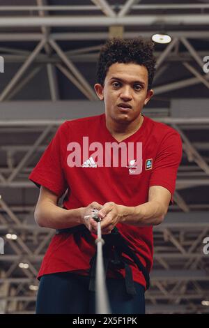 Loughborough, Vereinigtes Königreich. 5. April 2024. Der britische Thomas Young während des Trainings vor der Para-Leichtathletik-Weltmeisterschaft 2024. Quelle: George Tewkesbury/Alamy Live News Stockfoto