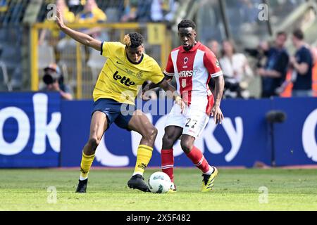 BRÜSSEL - (l-r) Kevin Rodriguez von Royale Union Saint-Gilloise, Mandela Keita vom Royal Antwerp FC während des belgischen Croky-Cup-Endspiels zwischen Union St Gillis und Royal Antwerp FC im King Baudouin Stadion am 9. Mai in Brüssel, Belgien. ANP | Hollandse Hoogte | GERRIT VAN COLOGNE Stockfoto