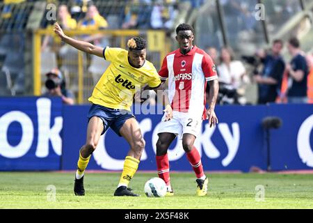 BRÜSSEL - (l-r) Kevin Rodriguez von Royale Union Saint-Gilloise, Mandela Keita vom Royal Antwerp FC während des belgischen Croky-Cup-Endspiels zwischen Union St Gillis und Royal Antwerp FC im King Baudouin Stadion am 9. Mai in Brüssel, Belgien. ANP | Hollandse Hoogte | GERRIT VAN COLOGNE Stockfoto