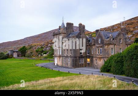 Amhuinnsuidhe Castle, privates Landhaus aus dem 19. Jahrhundert auf der Isle of Harris, Äußere Hebriden, Schottland Stockfoto