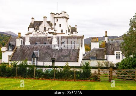 Blair Castle, Heimat der letzten verbliebenen europäischen Privatarmee, der Atholl Highlanders, Blair Atholl, Perthshire, Highlands, Schottland Stockfoto
