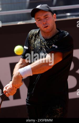 Dominik Koepfer (GER) spielt am 4. Tag der Internazionali BNL D’Italia 2024 im Foro Italico am 9. Mai 2024 in Rom. Stockfoto