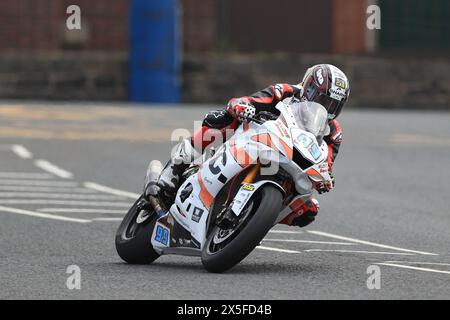 9. Mai 2024; Briggs EquipmentNorth West 200 Motorcycle Race, Portrush, Antrim, Nordirland; North West 200 Qualifying und Rennen; Jeremy McWilliams (JMcC Roofing Race Team Yamaha) im Supersport-Qualifying Stockfoto