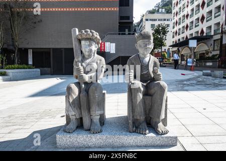 Traditionelle Statuen des Thao-Stammes, Ita Thao, Sun Moon Lake, Yuchi, Taiwan Stockfoto