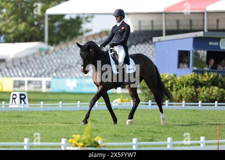 Harry Meade von Großbritannien mit Cavalier Crystal während des Dressurtests bei den Badminton Horse Trials am 9. Mai 2024, Badminton Estate, Vereinigtes Königreich (Foto: Maxime David - MXIMD Pictures) Stockfoto