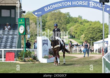 William Levett aus Australien mit Huberthus AC während des Dressurtests bei den Badminton Horse Trials am 9. Mai 2024, Badminton Estate, Vereinigtes Königreich (Foto: Maxime David - MXIMD Pictures) Stockfoto