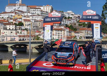 35 Kris MEEKE, Stuart LOUDON, Hyundai I2O Rally2, Aktion während der Rally de, Portugal. , . WRC World Rallye Car Championship, 9. Bis 12. Mai 2024 in Matoshinhos, Portugal - Foto Nikos Katikis/DPPI Credit: DPPI Media/Alamy Live News Stockfoto