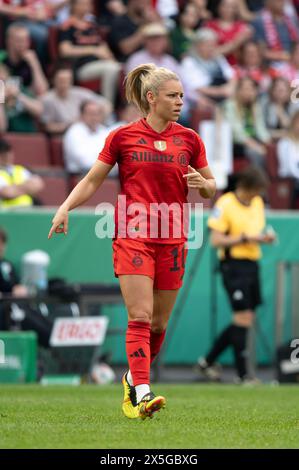 Köln, Deutschland. Mai 2024. Köln, 09. Mai 2024: Linda Dallmann (10 Bayern München) beim DFB-Pokal-Finale zwischen VfL Wolfsburg und FC Bayern München im RheinEnergieStadion Köln (Martin Pitsch/SPP) Credit: SPP Sport Press Photo. /Alamy Live News Stockfoto