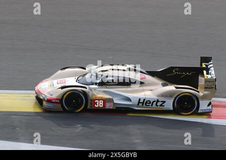 Jota Porsche mit F1-Weltmeister Jenson Button im Eau Rouge Spa WEC Mai 2024 Stockfoto