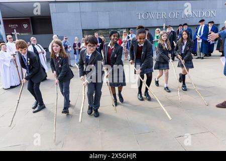 London, UK, 09.05.2024, All Hallows by the Tower Beating the Bounds Ceremony 2024Credit:Chrysoulla Rosling/Alamy Live News Stockfoto