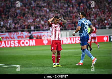 Piräus, Lombardei, Griechenland. Mai 2024. 6 CHIQUINHO von Olympiacos Piräus spielt am 9. Mai 2024 im Georgios Karaiskakis-Stadion in Piräus, Griechenland, während der UEFA Conference League, Halbfinale, 2. Legs, Spiel zwischen Olympiacos Piräus und Aston Villa FC. (Kreditbild: © Stefanos Kyriazis/ZUMA Press Wire) NUR REDAKTIONELLE VERWENDUNG! Nicht für kommerzielle ZWECKE! Stockfoto