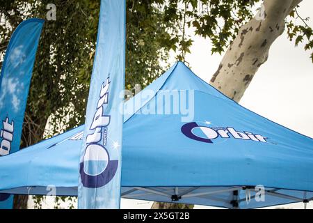 Bild eines Schildes mit dem Logo von Orbit Gum an einem Händler in belgrad, serbien. Orbit ist eine Marke von zuckerfreiem Kaugummi der Wrigley Company. In Stockfoto