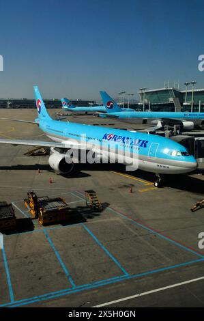 Korean Air Flugzeuge am Flughafen Incheon, Korea. Stockfoto