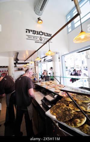 Bäckerei Abulafia in der Ibn Gabirol St in Tel-Aviv, Israel. Stockfoto