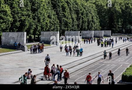 Gedenkfeier an der sowjetischen Gedenkstätte im Treptower Park für die im Zweiten Weltkrieg verstorbenen sowjetischen Soldaten, Berlin, 9. Mai 2024. Mai 1945 Stockfoto