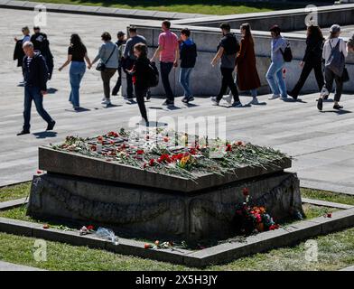 Gedenkfeier an der sowjetischen Gedenkstätte im Treptower Park für die im Zweiten Weltkrieg verstorbenen sowjetischen Soldaten, Berlin, 9. Mai 2024. Mai 1945 Stockfoto