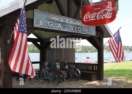 Whitehouse, Texas – 22. Juni 2023: Bait Shop and Pavilion at the Boulders on Lake Tyler in Whitehouse, Texas Stockfoto