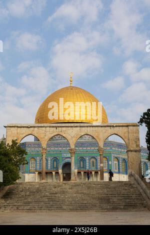 Israel, Jerusalem. Tempelberg, Al-Aqsa Moschee, verbunden mit Muhammad und im 8. Bis 11. Jahrhundert wiederaufgebaut. Al-Aqsa-Moschee. Stockfoto