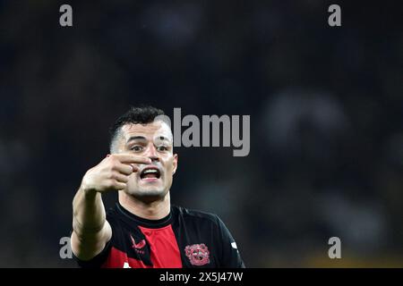 Leverkusen, Deutschland. Mai 2024. Fußball: Europa League, Bayer Leverkusen - AS Roma, K.-o.-Runde, Halbfinale, zweites Leg, in der BayArena. Leverkusens Granit Xhaka gestikuliert. Quelle: Federico Gambarini/dpa/Alamy Live News Stockfoto