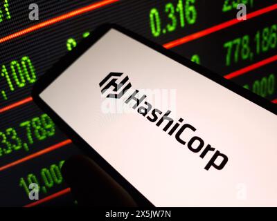 Konskie, Polen – 05. Mai 2024: Firmenlogo HashiCorp auf dem Mobiltelefon Stockfoto