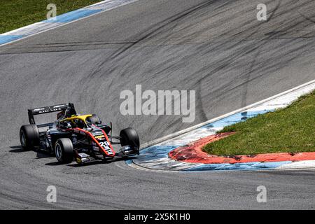 FRECA Formel-Regional-Europameisterschaft von Alpine, vom 210. Bis 12. Mai auf der Strecke Hockenheim, Deutschland. , . Foto Nicolas Vaicle/DPPI Credit: DPPI Media/Alamy Live News Stockfoto