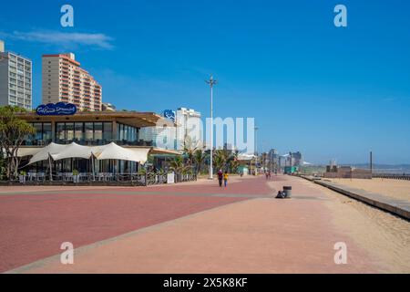 Blick auf Café und Hotels an der Promenade, Durban, Provinz KwaZulu-Natal, Südafrika, Afrika Copyright: FrankxFell 844-33366 Stockfoto