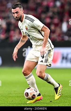 Leverkusen, Deutschland. Mai 2024. Bay Arena, 09.05.24: Bryan Cristante (4 Roma) im Halbfinale der UEFA Europa League zwischen AS Roma und Bayer 04 Leverkusen in der Bay Arena in Leverkusen. Fußball (Cristiano Mazzi/SPP) Credit: SPP Sport Pressefoto. /Alamy Live News Stockfoto