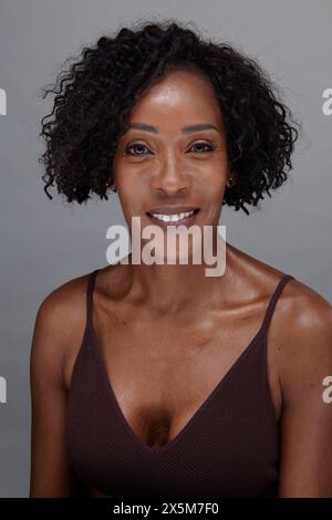 Studioportrait von Reife Frau Stockfoto