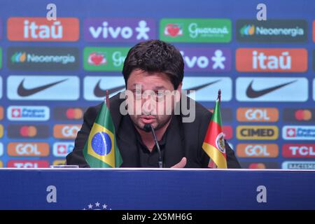 Mai 2024, Rio de Janeiro, Rio de Janeiro, Brasilien: Rio de Janeiro (RJ), 10/2024 - FREUNDSCHAFTSSPIEL/AUSWAHL DER FRAUEN/CBF: Trainer Arthur Elias ruft die Hauptfrauenmannschaft für die Freundschaftsspiele gegen Jamaika an diesem Freitag (10), im Hauptquartier der brasilianischen Fußballkonföderation (CBF), in Rio de Janeiro (RJ) (Credit Image: © Saulo Angelo/TheNEWS2 via ZUMA Press Wire) NUR REDAKTIONELLE VERWENDUNG! Nicht für kommerzielle ZWECKE! Stockfoto