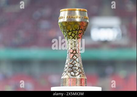 Köln, Deutschland. Mai 2024. Köln, 9. Mai 2024: Alte deutsche Meisterschaft (1974–2009) vor dem DFB-Cup-Endspiel zwischen dem FC Bayern München und dem VfL Wolfsburg im RheinEnergieStadion in Köln. (Sven Beyrich/SPP) Credit: SPP Sport Press Photo. /Alamy Live News Stockfoto