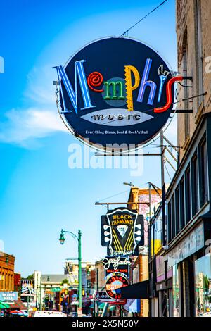 Legendäres Memphis Straßenschild auf der Beale Street am Tag in Memphis Tennessee Stockfoto