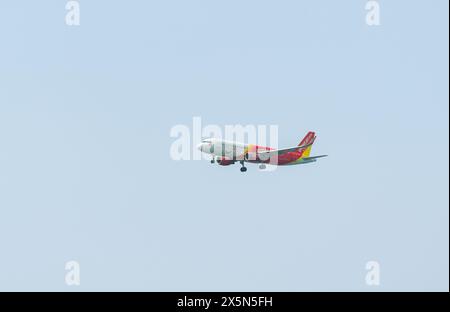 Phu Quoc Island, Vietnam, 4. Februar 2024 Ein Vietjet-Flugzeug landet Stockfoto