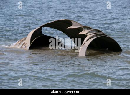 Die Kunstinstallation Mary's Shell in der Irischen See in Edinburghs, Lancashire, England als Teil des Mystic Coast Art Trail. Stockfoto