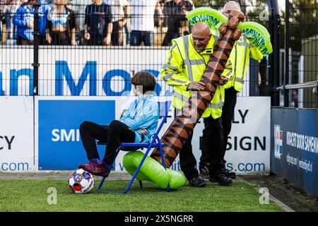 Eindhoven, Niederlande. Mai 2024. EINDHOVEN, Eindhoven - den Bosch, 10.05.2024, Jan Louwers Stadium, Keuken Kampioen Divisie, TOP Oss - Roda JC, Saison 2023 - 2024, Credit: Pro Shots/Alamy Live News Stockfoto