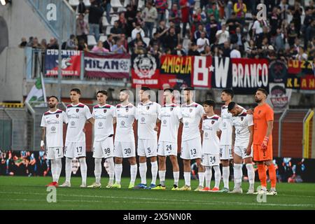 Como, Italien. Mai 2024. Cosenza Calcio vor dem Fußballspiel der Serie B BKT zwischen Calcio Como und Cosenza Calcio am 10. Mai 2024 im Giuseppe Senigallia Stadion in Como, Italien. Foto Tiziano Ballabio Credit: Unabhängige Fotoagentur/Alamy Live News Stockfoto