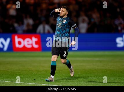 Ryan Cooney von Crewe Alexandra feiert im Elfmeterschießen im Halbfinale der Sky Bet League Two, im zweiten Legspiel im Eco-Power Stadium Doncaster. Bilddatum: Freitag, 10. Mai 2024. Stockfoto