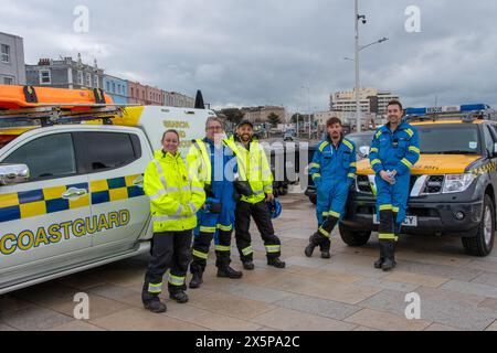 Ich habe diese Helden erschossen, kurz nachdem sie eine gemeinsame Trainingsübung mit dem RNLI in Weston hatten Stockfoto