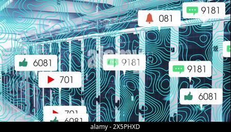 Abbildung des Symbols und der sich ändernden Zahlen in Meldungsfeldern über abstraktem Muster im Serverraum Stockfoto