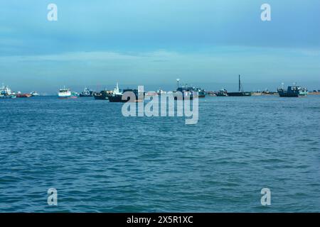 Schiff im Hafen Stockfoto