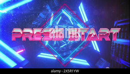 Abbildung des Starttextes der Druckmaschine in rosafarbenen Metallic-Buchstaben über blauen Neonlichtern Stockfoto
