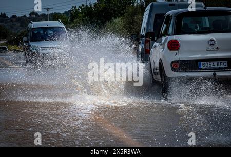 Straßenfluten, Straße Amposta-Sta Barbara, Tarragona, Spanien Stockfoto