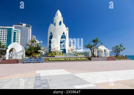 Strandpromenade mit Hotels im Zentrum von Nha Trang, Provinz Khan Hoa, Vietnam, Vietnam Stockfoto