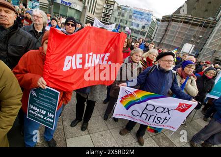 Frankfurt, Deutschland, 24. Februar 2024. Demo "der Jahrestag des russischen Angriffs auf die Ukraine". Stockfoto