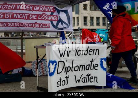 Frankfurt, Deutschland, 24. Februar 2024. Demo "der Jahrestag des russischen Angriffs auf die Ukraine". Stockfoto