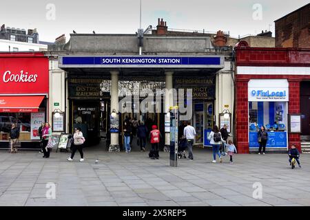 U-Bahn-Haltestelle South Kensington, London Stockfoto