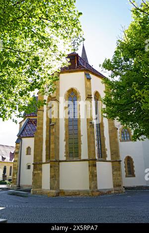 Apsis der Kirche St. Maria - der berühmteste Tempel in der Stadt Sibiu in Siebenbürgen, Rumänien. Architektur einer mittelalterlichen gotischen Kirche. Stockfoto