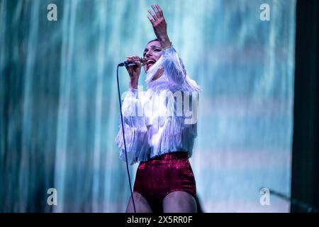 Gran Teatro Geox, Padua, Italien, 10. Mai 2024, Levante auf der Bühne während Levante - Live nei Teatri 2024 - italienisches Sängermusikkonzert Stockfoto