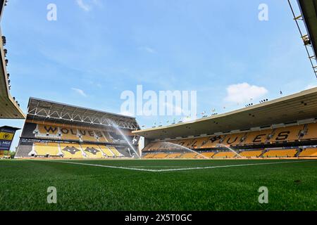 Wolverhampton, Großbritannien. Mai 2024. Eine allgemeine Ansicht von Molineux vor dem Premier League-Spiel Wolverhampton Wanderers gegen Crystal Palace in Molineux, Wolverhampton, Vereinigtes Königreich, 11. Mai 2024 (Foto: Cody Froggatt/News Images) in Wolverhampton, Vereinigtes Königreich am 2024. (Foto: Cody Froggatt/News Images/SIPA USA) Credit: SIPA USA/Alamy Live News Stockfoto