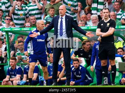 Philippe Clement, Manager der Rangers, ist während des Cinch-Premiership-Spiels im Celtic Park, Glasgow, auf der Touchline. Bilddatum: Samstag, 11. Mai 2024. Stockfoto