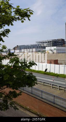 Stockton on Tees, Großbritannien. Mai 2024. Die Bauarbeiten im Stadtzentrum begannen nach Abschluss der Abrissarbeiten im Rahmen der Pläne des Councils, die High Street zum Fluss zu öffnen und einen NHS Health Hub zu umfassen. David Dixon / Alamy Stockfoto